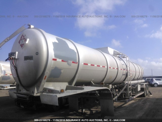 3H4DL4427F3G46659 - 2015 HEIL CO TANKER  SILVER photo 2