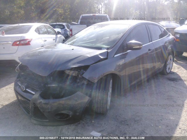 1FADP3J28EL233862 - 2014 FORD FOCUS TITANIUM GRAY photo 2