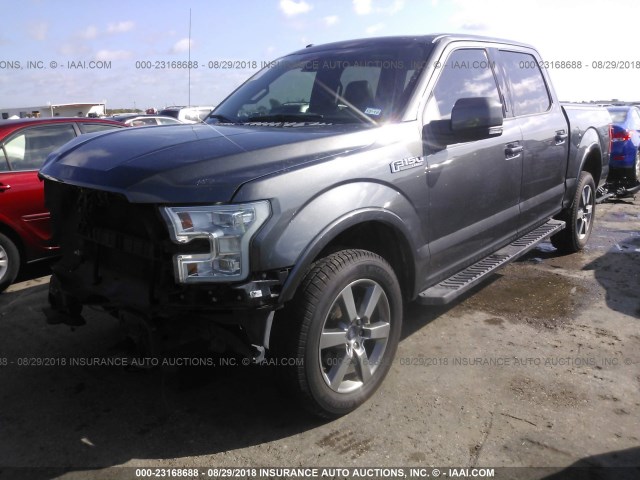 1FTEW1EF1FFA23851 - 2015 FORD F150 SUPERCREW GRAY photo 2