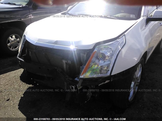 3GYFNFEY5BS584608 - 2011 CADILLAC SRX PREMIUM COLLECTION WHITE photo 6