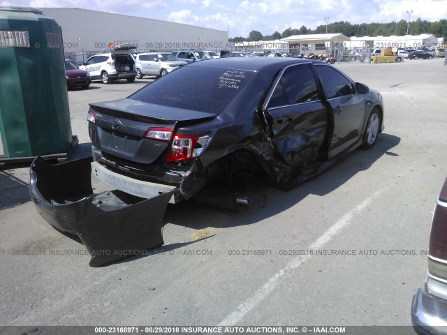 4T1BF1FK9DU284793 - 2013 TOYOTA CAMRY L/SE/LE/XLE შავი ფოტო 4