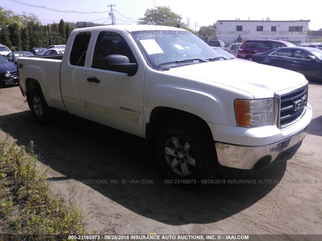 2GTEK19J481136004 - 2008 GMC SIERRA K1500 WHITE photo 1