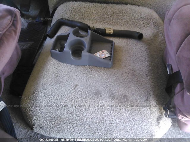 1GBJP37W2H3326408 - 1987 CHEVROLET P30 Marrón foto 10