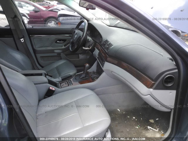 WBADT43413G024699 - 2003 BMW 525 I AUTOMATIC BLUE photo 5