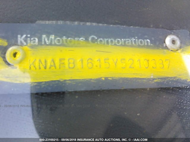 KNAFB1615Y5210387 - 2000 KIA SPECTRA GS/GSX RED photo 9