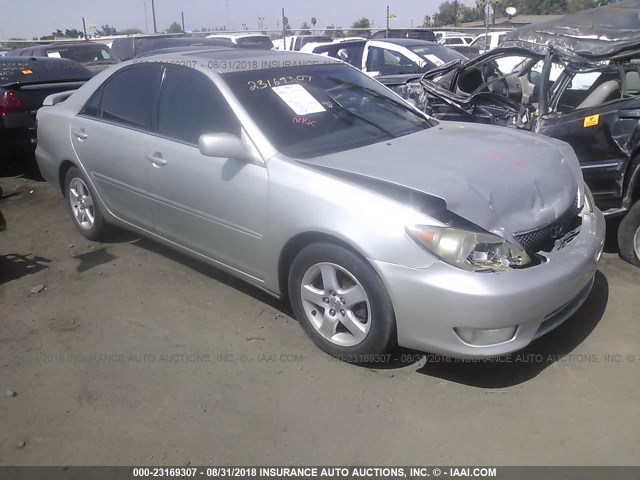 4T1BE32K35U572122 - 2005 TOYOTA CAMRY LE/XLE/SE 银色 照片 1