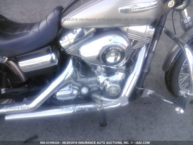 1HD1GV4139K304584 - 2009 HARLEY-DAVIDSON FXDC SILVER photo 8