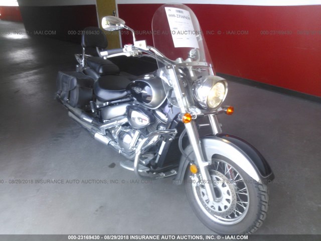 JS1VS55A552116685 - 2005 SUZUKI C50 SILVER photo 1