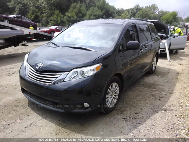 5TDYK3DC8FS578744 - 2015 TOYOTA SIENNA XLE/LIMITED BLACK photo 2