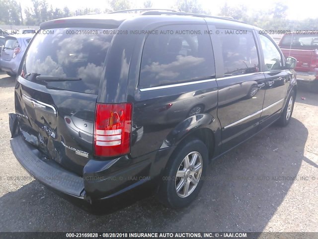 2A8HR54X49R566736 - 2009 CHRYSLER TOWN & COUNTRY TOURING BLACK photo 4