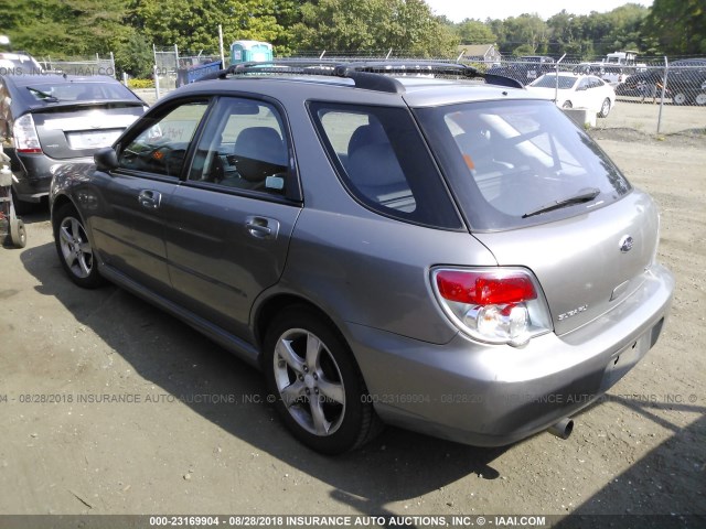 JF1GG67686H819720 - 2006 SUBARU IMPREZA 2.5I SPORTS WAGON GRAY photo 3