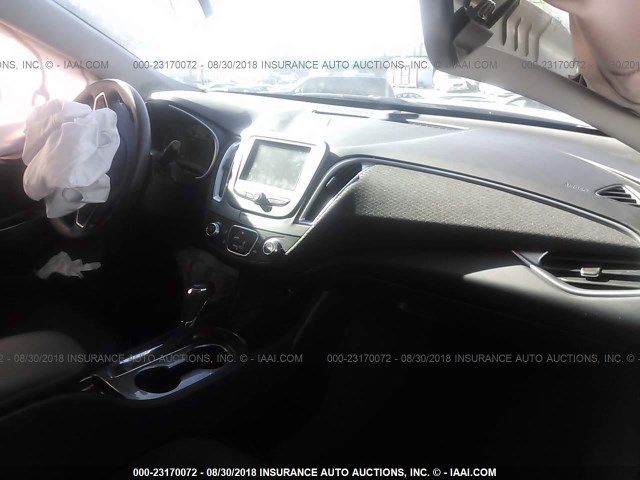 1G1ZB5ST6JF159733 - 2018 CHEVROLET MALIBU LS Gümüş foto 5