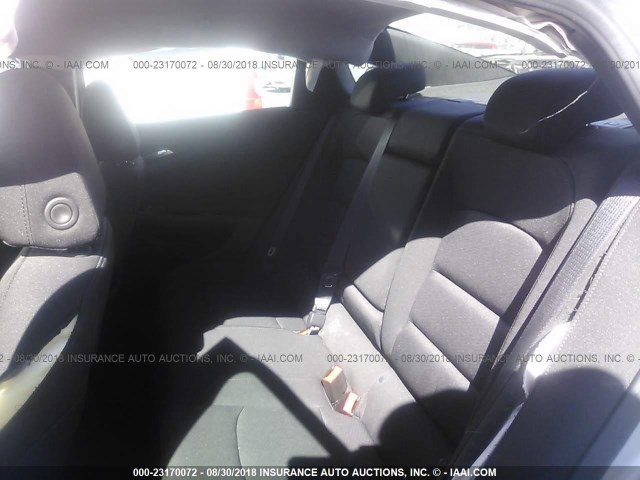 1G1ZB5ST6JF159733 - 2018 CHEVROLET MALIBU LS Gümüş foto 8