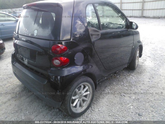 WMEEJ31X89K214947 - 2009 SMART FORTWO PURE/PASSION BLACK photo 4