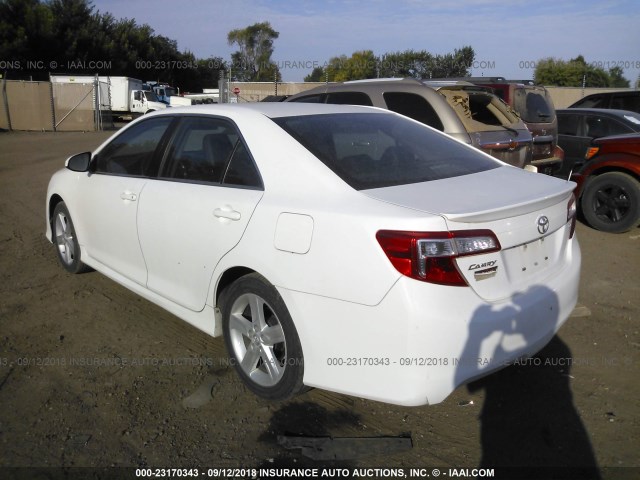 4T1BF1FKXEU845794 - 2014 TOYOTA CAMRY L/SE/LE/XLE Ağ foto 3