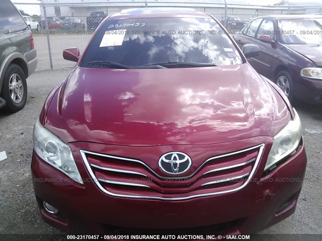4T1BK3EK8BU623520 - 2011 TOYOTA CAMRY SE/LE/XLE წითელი ფოტო 6