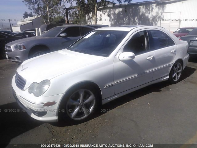 WDBRF40J15F675980 - 2005 MERCEDES-BENZ C 230K SPORT SEDAN WHITE photo 2