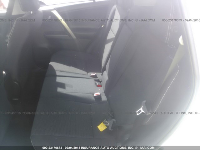 JTMWFREV9JD124229 - 2018 TOYOTA RAV4 ADVENTURE/XLE 白色 照片 8