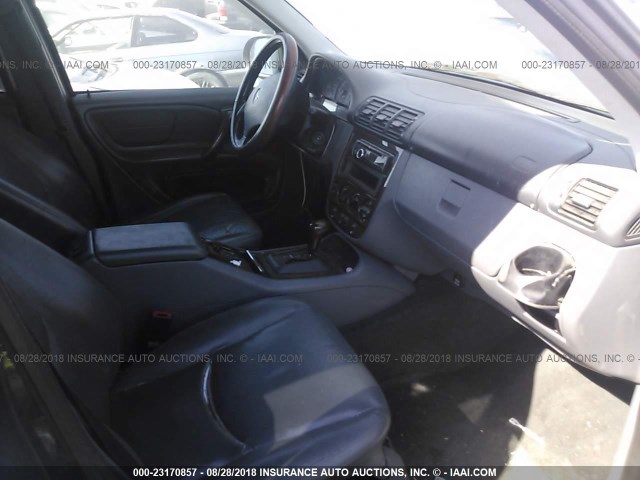 4JGAB72E8XA101013 - 1999 MERCEDES-BENZ ML 430 蓝色 照片 5