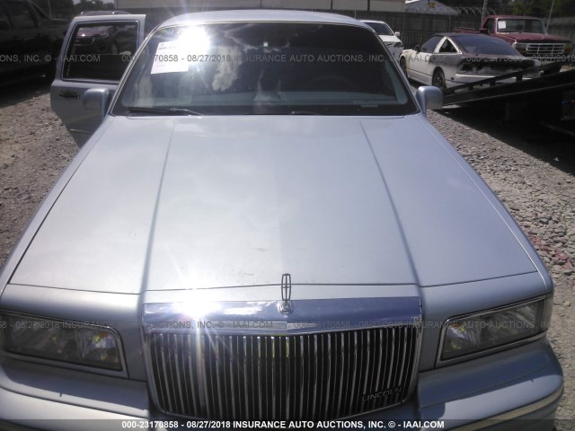 1LNLM81W6VY729207 - 1997 LINCOLN TOWN CAR EXECUTIVE Синий фото 6