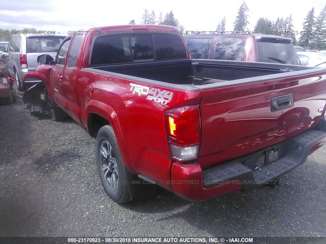 5TFSZ5AN5GX025001 - 2016 TOYOTA TACOMA ACCESS CAB/SR5/TRD SPT/OR RED photo 3