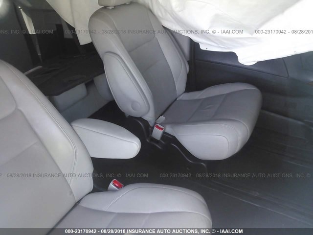 5TDDK3DC1FS104293 - 2015 TOYOTA SIENNA XLE/LIMITED WHITE photo 8