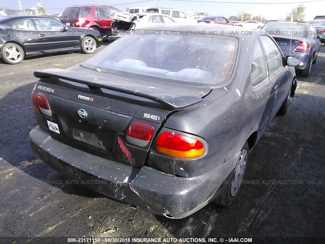 1N4AB42D3WC515402 - 1998 NISSAN 200SX SE BLACK photo 4