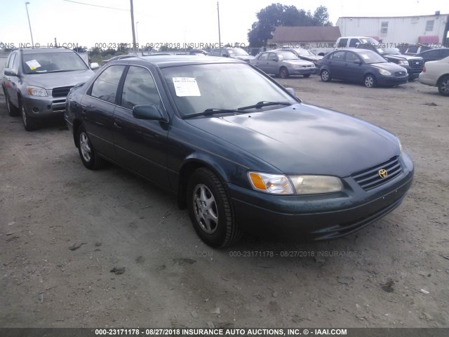 4T1BG22K5VU772858 - 1997 TOYOTA CAMRY CE/LE/XLE 绿色 照片 1