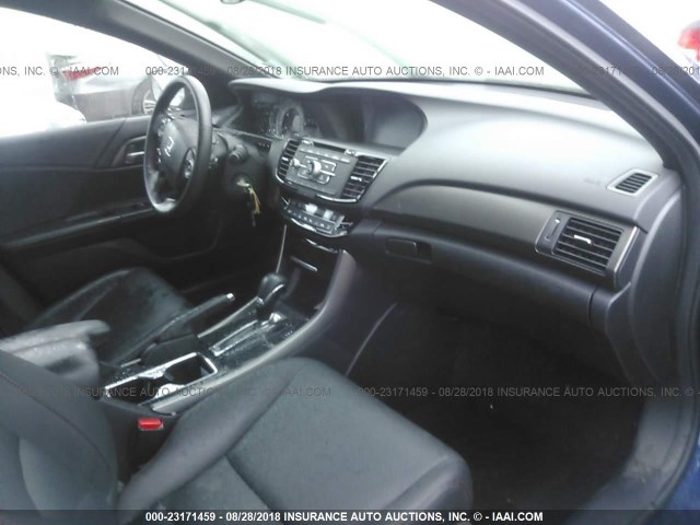 1HGCR2F15HA057963 - 2017 HONDA ACCORD SPORT SPECIAL EDITION Dark Blue photo 5