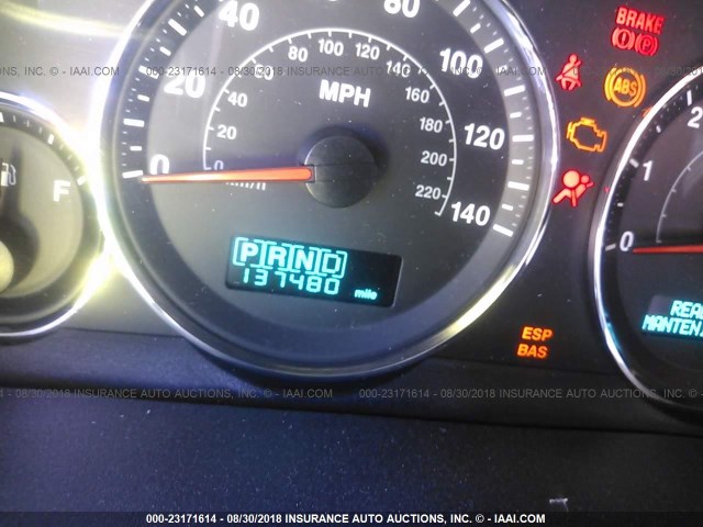 1J8HG48K66C263864 - 2006 JEEP COMMANDER Gümüş foto 7