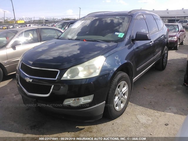 1GNER13D09S133270 - 2009 CHEVROLET TRAVERSE LS BLUE photo 2