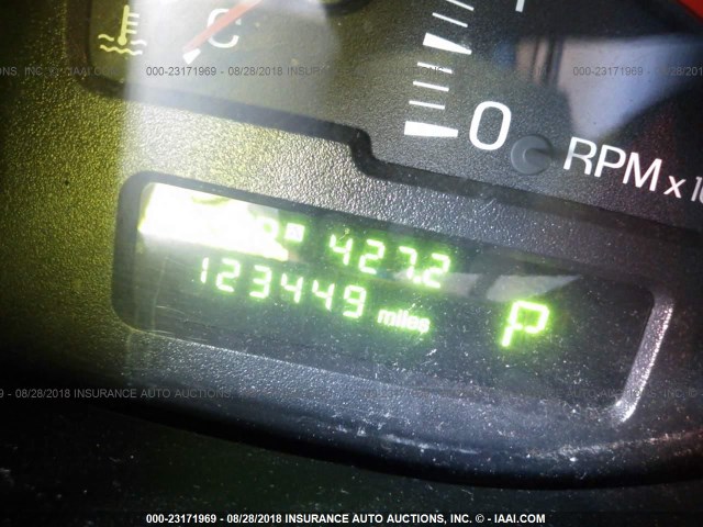 1LNHM86S72Y712617 - 2002 LINCOLN LS 金色 照片 7