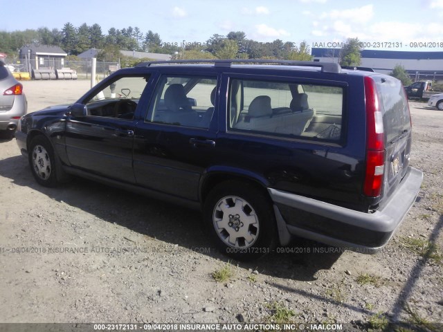 YV1LZ56D8Y2674627 - 2000 VOLVO V70 XC/SE BLUE photo 3