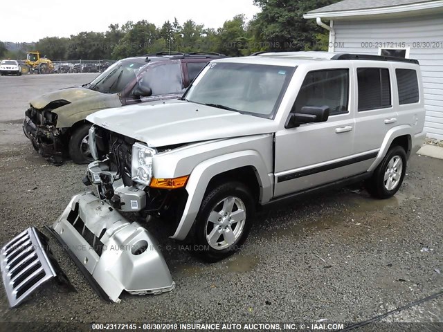 1J8HG48KX7C577776 - 2007 JEEP COMMANDER SILVER photo 2