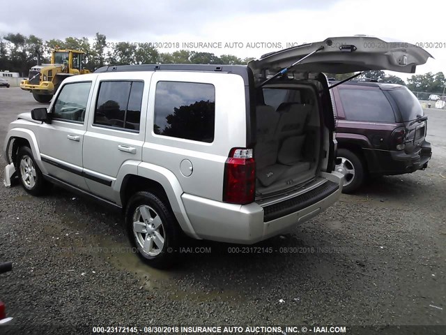 1J8HG48KX7C577776 - 2007 JEEP COMMANDER SILVER photo 3