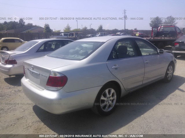 4T1BF30K15U087672 - 2005 TOYOTA CAMRY LE/XLE/SE Gümüş foto 4