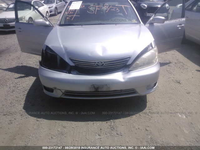 4T1BF30K15U087672 - 2005 TOYOTA CAMRY LE/XLE/SE Gümüş foto 6