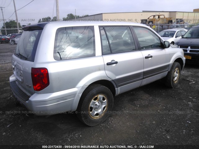 2HKYF181X5H558758 - 2005 HONDA PILOT LX SILVER photo 4