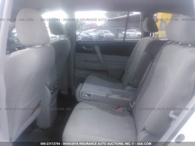 5TDBK3EH6CS174563 - 2012 TOYOTA HIGHLANDER SE WHITE photo 8