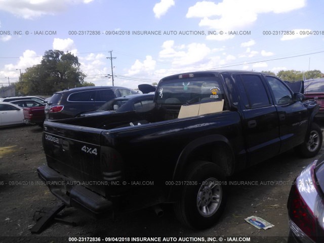 1B7GG2AN9YS785330 - 2000 DODGE DAKOTA QUAD BLACK photo 4