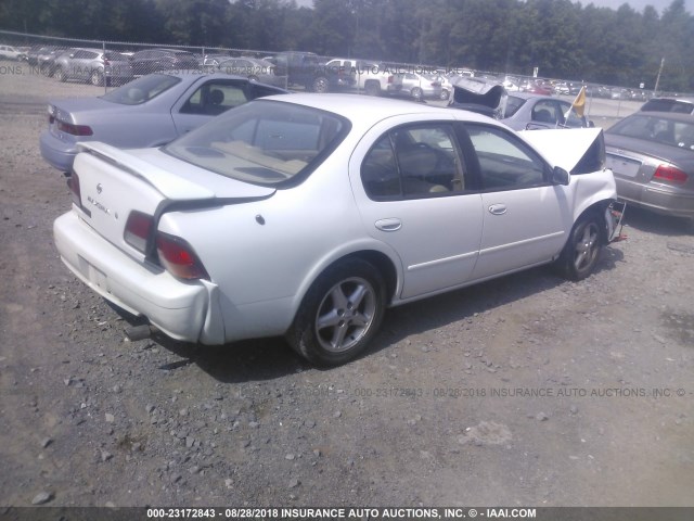 JN1CA21A2WT304776 - 1998 NISSAN MAXIMA GLE/GXE/SE WHITE photo 4