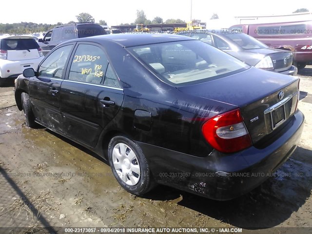 4T1BE32K92U027490 - 2002 TOYOTA CAMRY LE/XLE/SE Qara foto 3