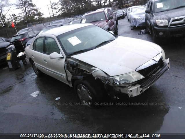 1LNHM97V31Y619591 - 2001 LINCOLN CONTINENTAL  WHITE photo 1