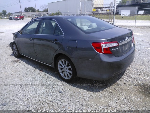 4T4BF1FK0CR203989 - 2012 TOYOTA CAMRY SE/LE/XLE 灰色 照片 3