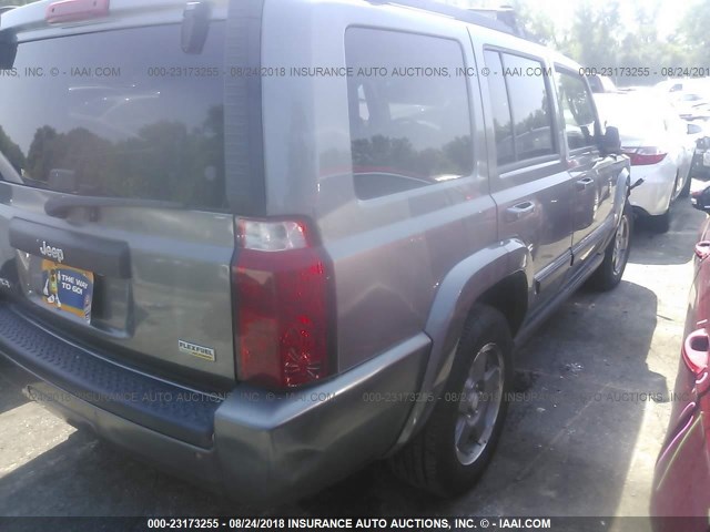 1J8HG48P17C697249 - 2007 JEEP COMMANDER BLACK photo 4