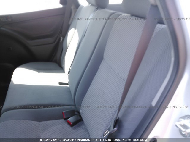 2T1KR32E56C612914 - 2006 TOYOTA COROLLA MATRIX XR SILVER photo 8