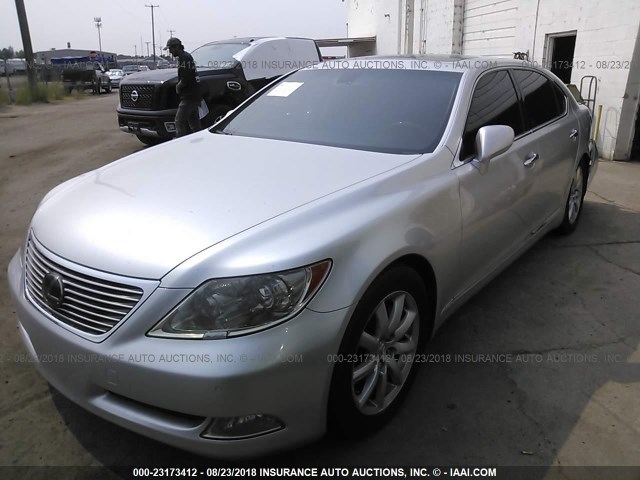 JTHGL46F685029119 - 2008 LEXUS LS 460L SILVER photo 2