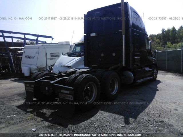 1FUJGLDR5BSAU6226 - 2011 FREIGHTLINER CASCADIA 125  BLACK photo 4