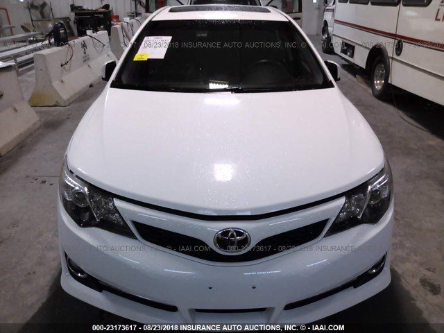 4T1BF1FK3DU709196 - 2013 TOYOTA CAMRY L/SE/LE/XLE 白色 照片 6