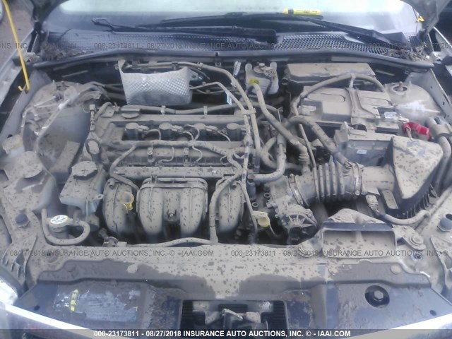 1FAHP35N78W109073 - 2008 FORD FOCUS SE/SEL/SES SILVER photo 10